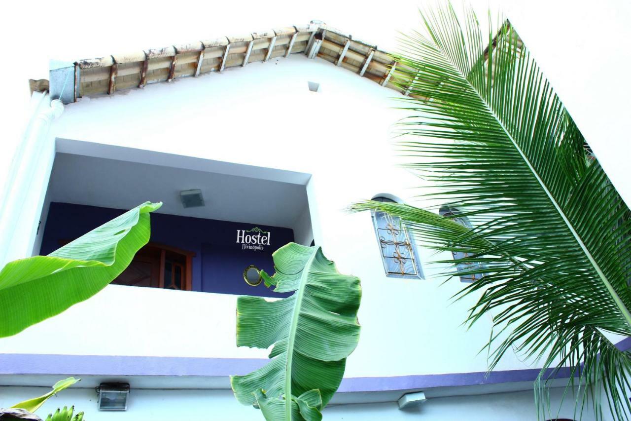 Hostel Divinópolis Esterno foto